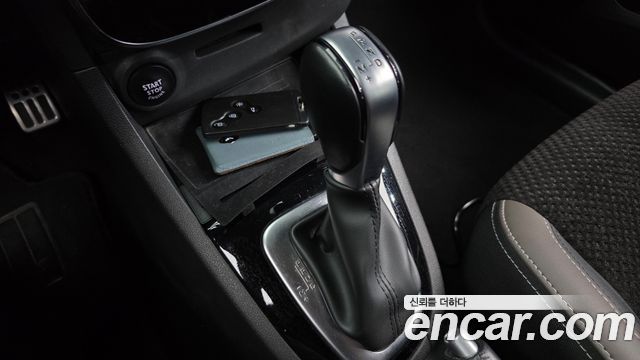 Renault Korea Clio Intens 2018 — фото 9