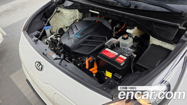 Kia Niro EV Prestige 2020 — фото 6