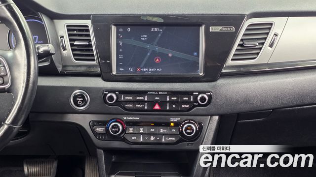 Kia Niro EV Prestige 2020 — фото 18