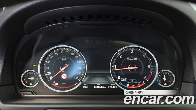 BMW 5 Series (F10) 520d 2014 — фото 8