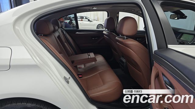 BMW 5 Series (F10) 520d 2014 — фото 16