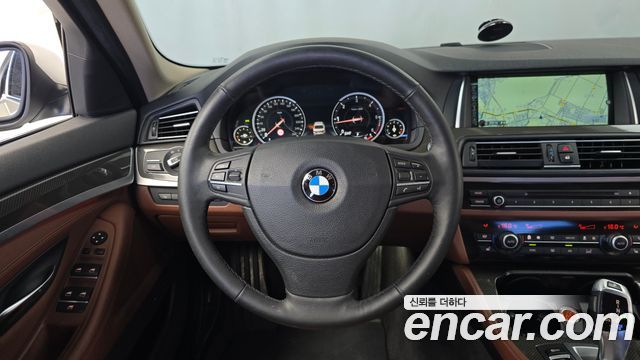 BMW 5 Series (F10) 520d 2014 — фото 17
