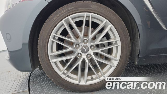 Genesis G70 2.0T Elite 2019 — фото 5