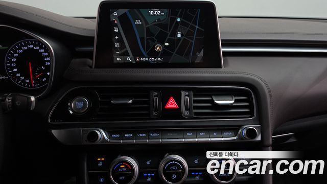Genesis G70 2.0T Elite 2019 — фото 12