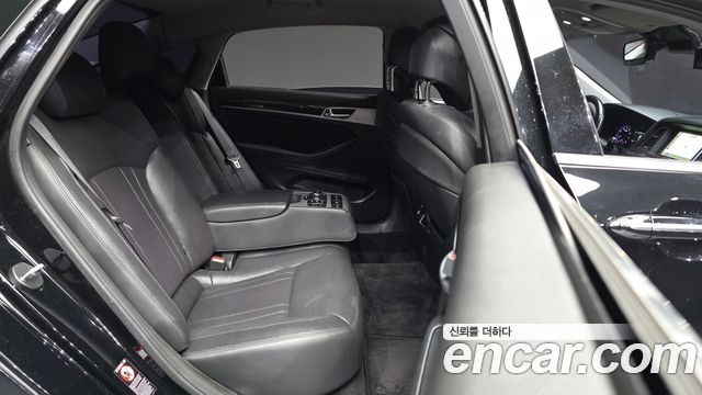 Genesis G80 3.3 GDI AWD Luxury 2017 — фото 12
