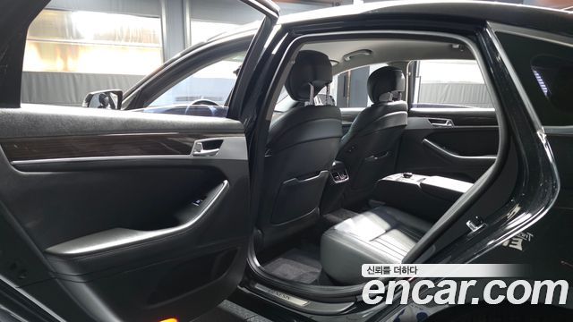 Genesis G80 3.3 GDI AWD Luxury 2017 — фото 26