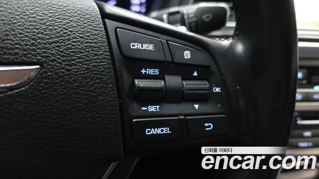 Genesis G80 3.3 GDI AWD Luxury 2017 — фото 31