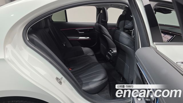 Mercedes-Benz E-Class (W214) E200 Avantgarde 2025 — фото 12