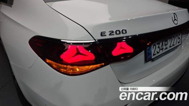 Mercedes-Benz E-Class (W214) E200 Avantgarde 2025 — фото 23