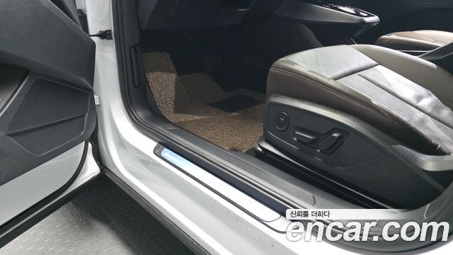Audi Q4 e-tron (F4) 40 Premium 2022 — фото 38