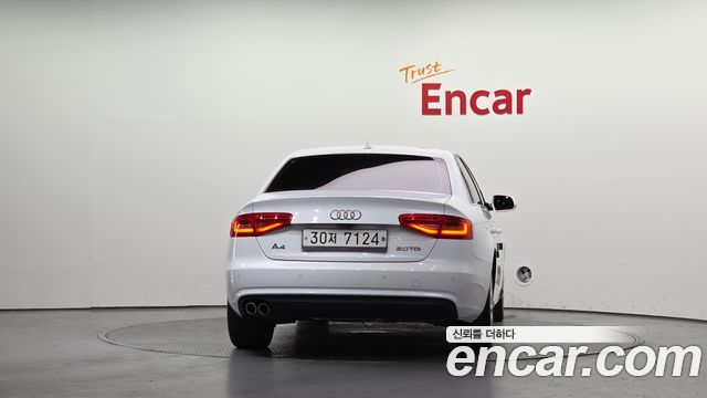 Audi A4 2.0 TDI dynamic B8 2013 — фото 4