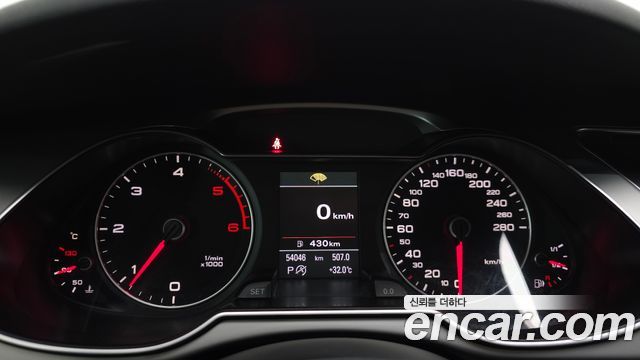 Audi A4 2.0 TDI dynamic B8 2013 — фото 8