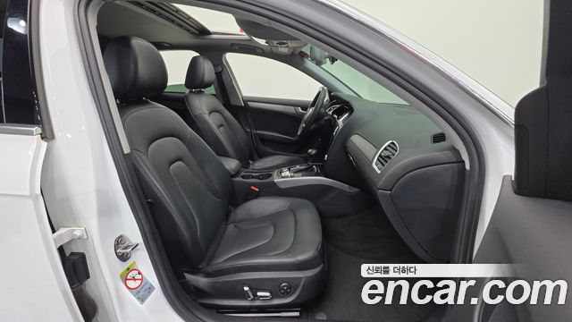 Audi A4 2.0 TDI dynamic B8 2013 — фото 10