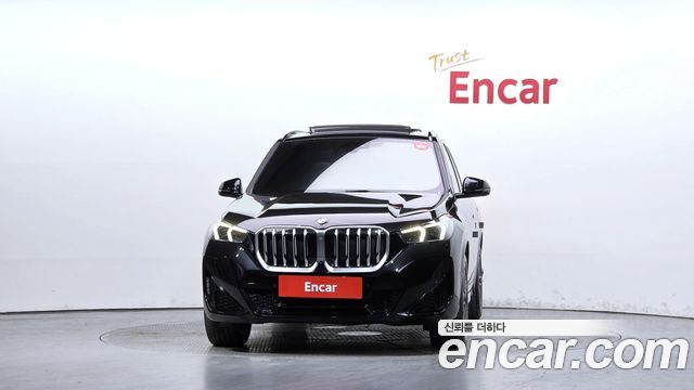 BMW X1 (U11) xDrive 20i M Sport 2024 — фото 3