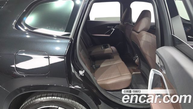 BMW X1 (U11) xDrive 20i M Sport 2024 — фото 12