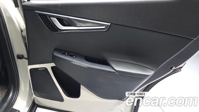 Kia EV6 Long Range Earth 2023 — фото 25