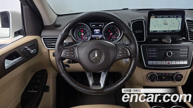 Mercedes-Benz GLE-Class (W166) GLE350 d 4MATIC 2016 — фото 17
