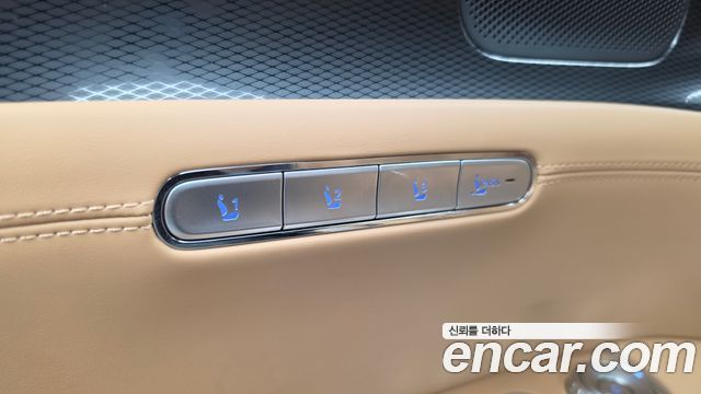 Genesis G90 (RS4) Gasoline 3.5 Turbo 2WD 2025 — фото 30