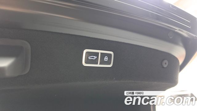 Genesis G90 (RS4) Gasoline 3.5 Turbo 2WD 2025 — фото 35