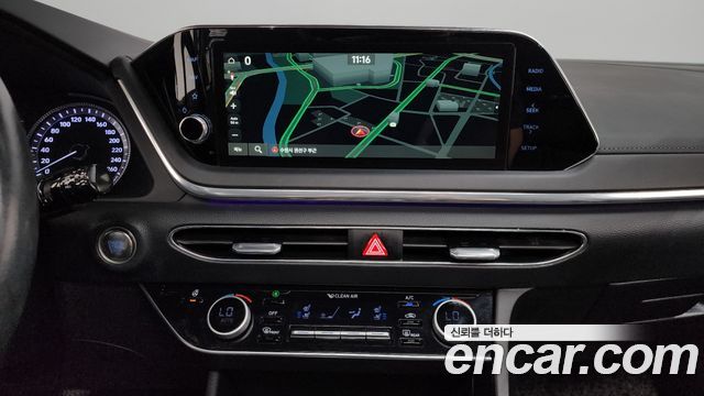 Hyundai Sonata (DN8) 2.0 Premium Plus 2022 — фото 13