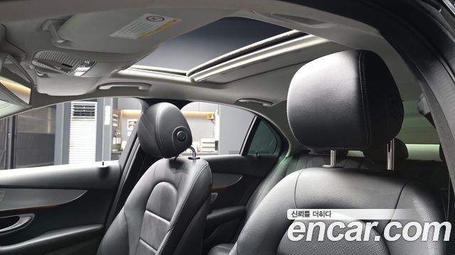 Mercedes-Benz C-Class (W205) C200 Avantgarde 2018 — фото 18