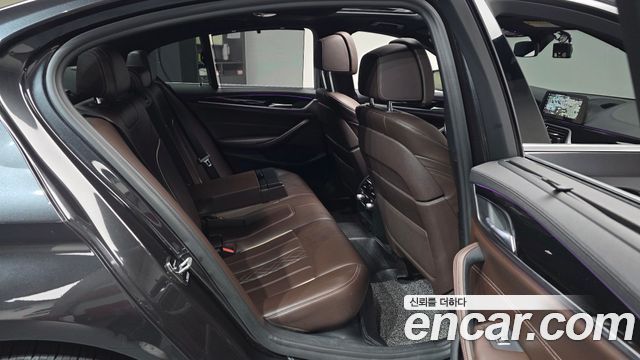 BMW 5 Series (G30) 520d M Sport Package Plus 2018 — фото 12