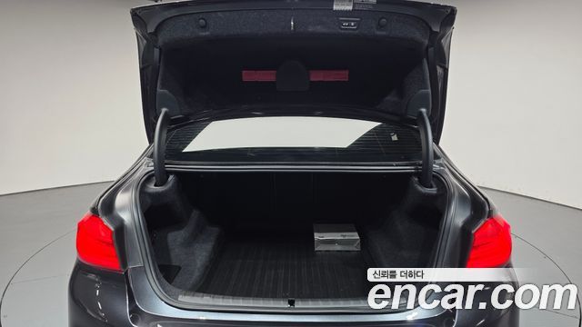 BMW 5 Series (G30) 520d M Sport Package Plus 2018 — фото 20