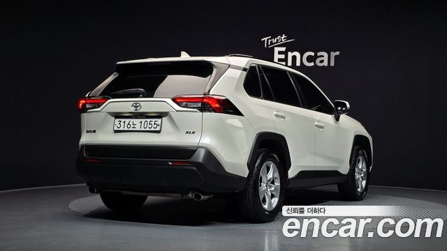 Toyota RAV4 (V) 2.5 2WD 2019 — фото 2