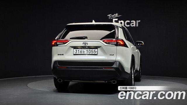 Toyota RAV4 (V) 2.5 2WD 2019 — фото 4