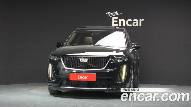 Cadillac XT6 3.6 Sport 2021 — фото 3