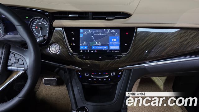 Cadillac XT6 3.6 Sport 2021 — фото 13