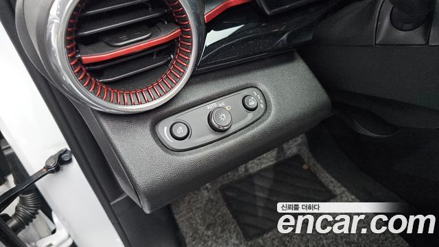 Chevrolet Trax Crossover 1.2 Red Line 2025 — фото 17