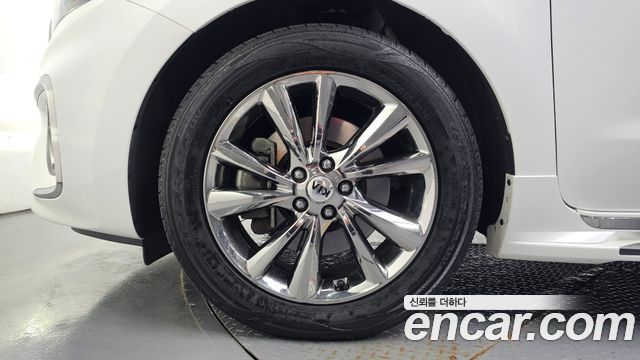 Kia Carnival 9-Seater Noblesse Special 2020 — фото 5