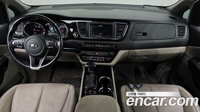 Kia Carnival 9-Seater Noblesse Special 2020 — фото 7