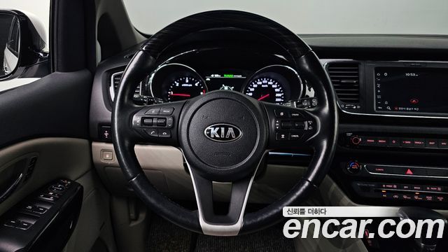 Kia Carnival 9-Seater Noblesse Special 2020 — фото 14