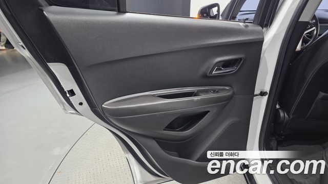 Chevrolet Trax 1.4 LT 2019 — фото 25