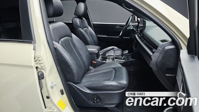 KG Mobility (SsangYong) Rexton Sports Khan Diesel 2.2 4WD Culman Noblesse 2024 — фото 26