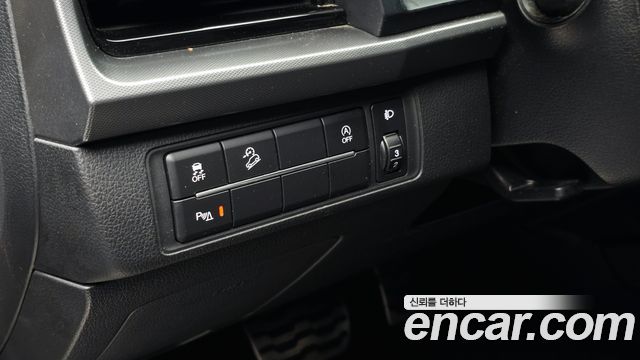 KG Mobility (SsangYong) Rexton Sports Khan Diesel 2.2 4WD Culman Noblesse 2024 — фото 28