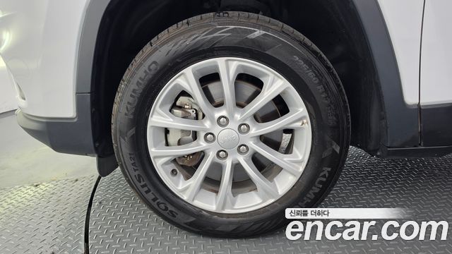Jeep Cherokee (KL) 2.4 Longitude AWD 2019 — фото 5