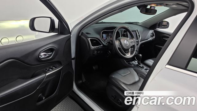 Jeep Cherokee (KL) 2.4 Longitude AWD 2019 — фото 10