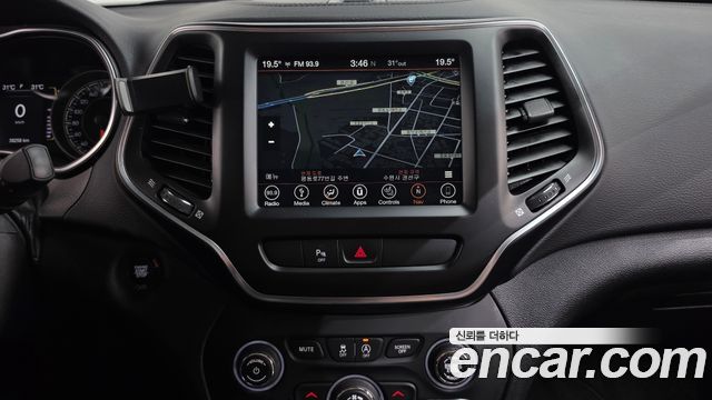 Jeep Cherokee (KL) 2.4 Longitude AWD 2019 — фото 12