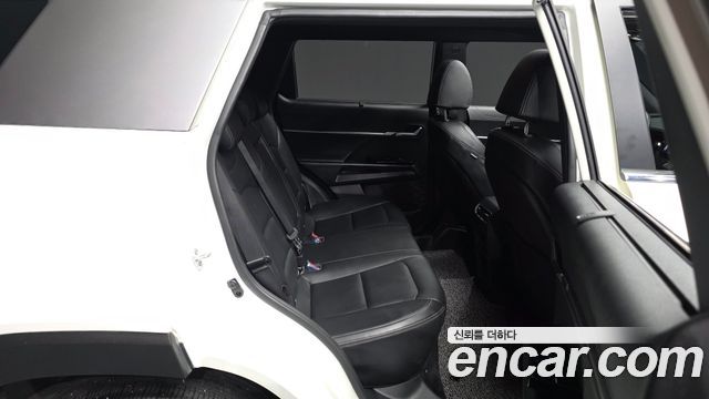 KG Mobility (SsangYong) Torres Bi-fuel 1.5 2WD TL7 2024 — фото 12