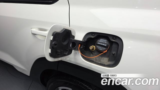 KG Mobility (SsangYong) Torres Bi-fuel 1.5 2WD TL7 2024 — фото 32