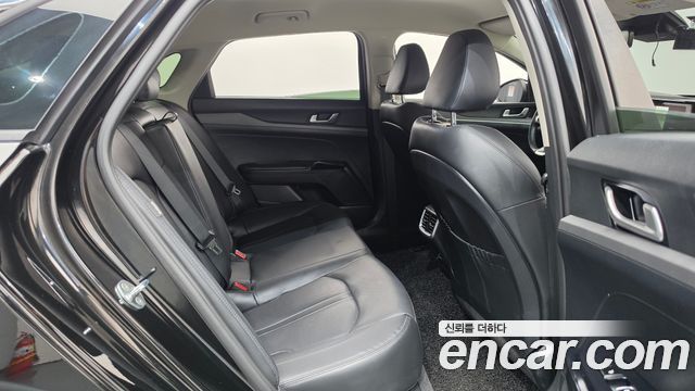 Kia K5 (III) 2.0 Prestige 2022 — фото 11