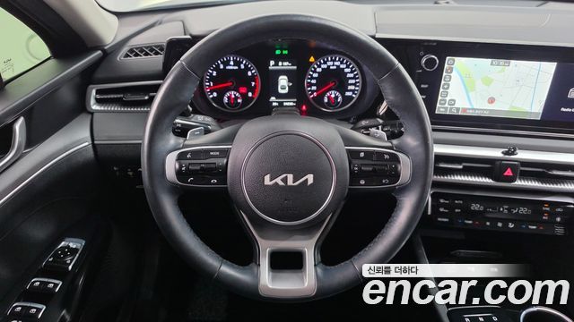 Kia K5 (III) 2.0 Prestige 2022 — фото 13