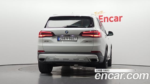 BMW X5 (G05) xDrive 30d xLine 2020 — фото 4