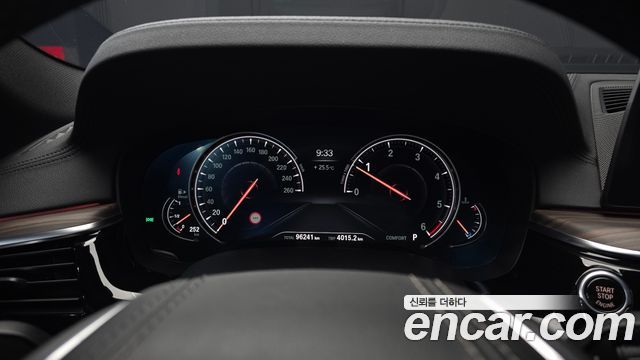 BMW 5 Series (G30) 520d M Sport Package Plus 2018 — фото 8