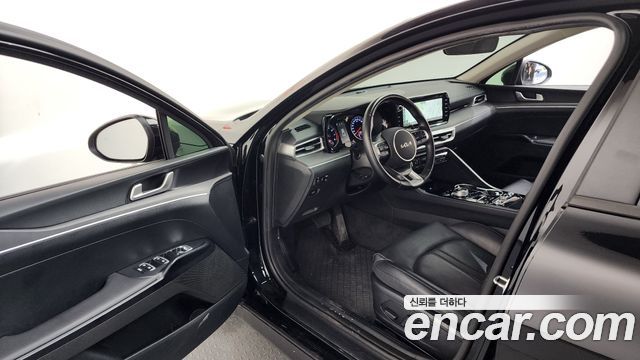 Kia K5 (III) 2.0 Prestige 2022 — фото 10