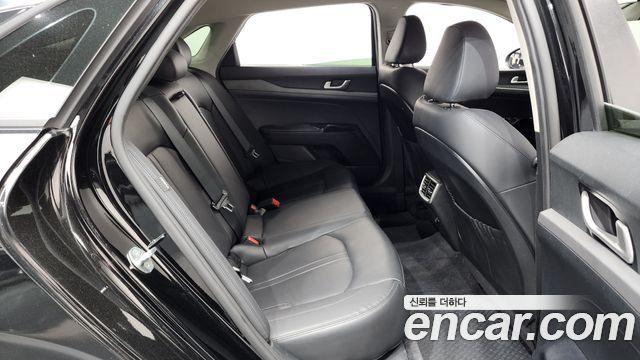 Kia K5 (III) 2.0 Prestige 2022 — фото 11