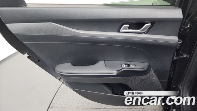 Kia K5 (III) 2.0 Prestige 2022 — фото 25